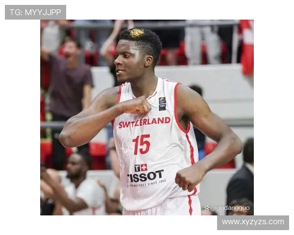 克林特卡佩拉：从新秀到NBA明星的成长之路与奋斗历程